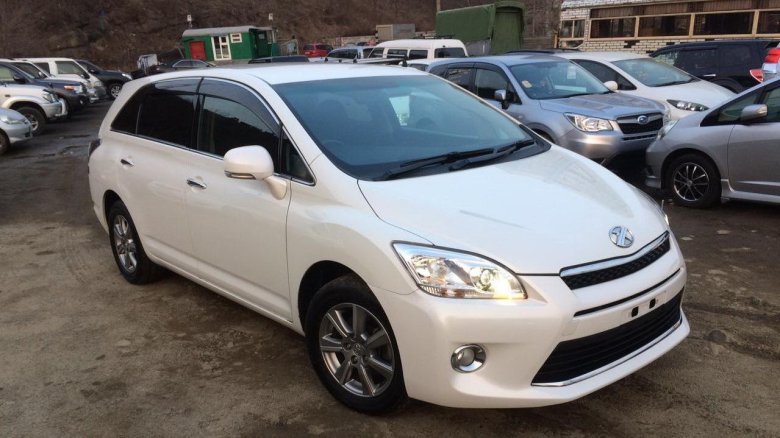 Toyota mark x zio 2009