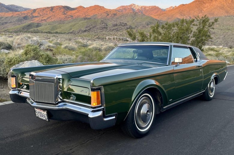 Lincoln continental mark iii 1971