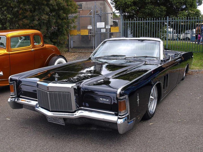 Lincoln continental mark iii