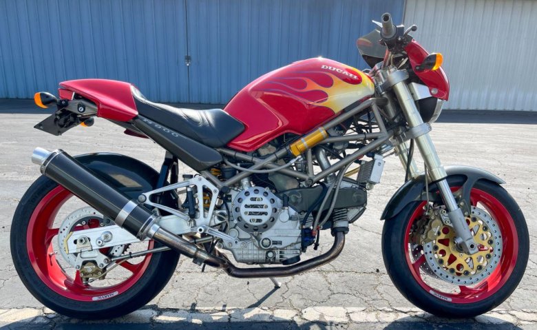 Ducati monster 1000