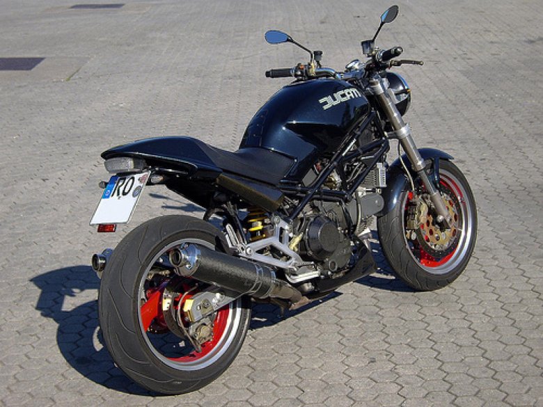 Ducati monster 900 ie