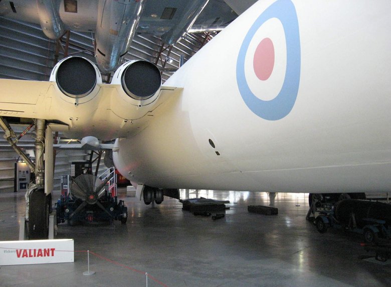 Valiant бомбардировщик