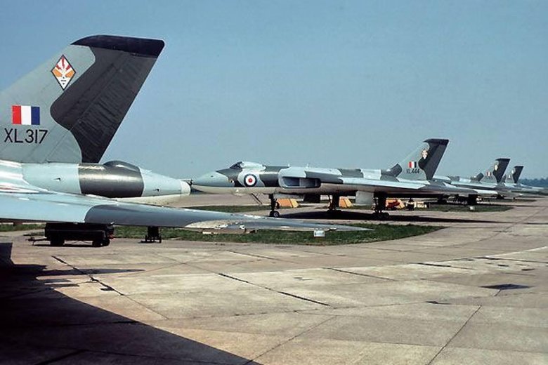 Avro vulcan xh558