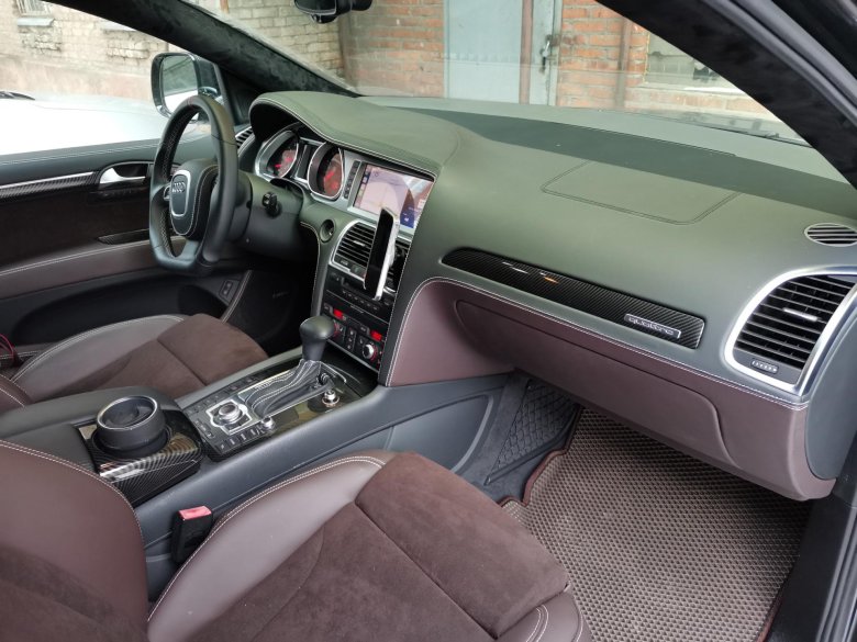 Перешив салона ауди q7 4l