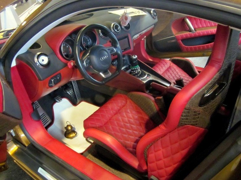 Audi tt 8n салон