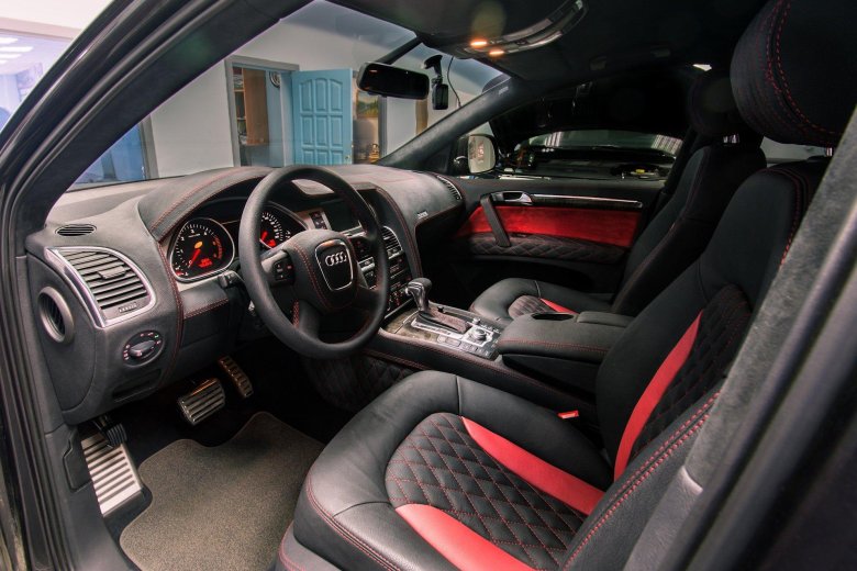 Audi q7 салон алькантара