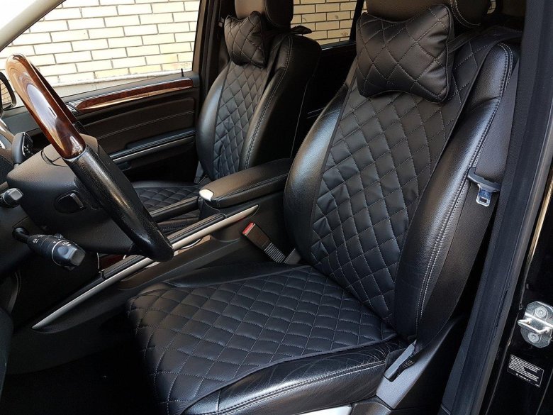 Накидки на сидения для автомобиля