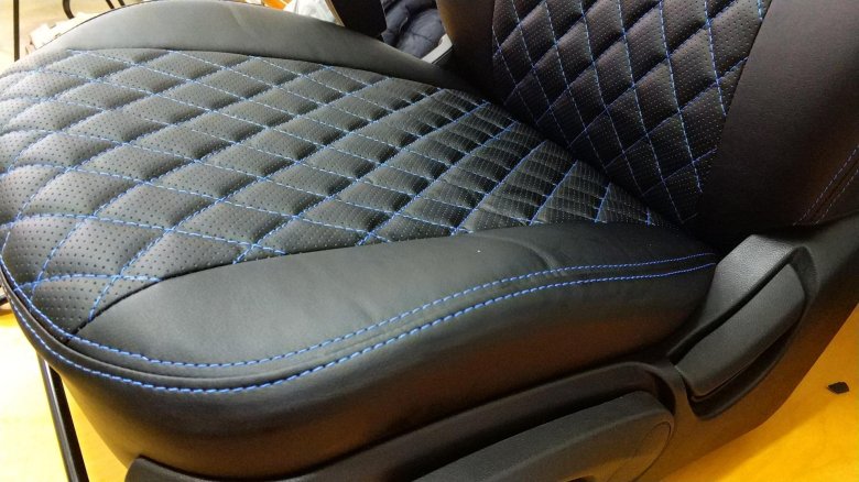 Чехлы экокожа синяя строчка