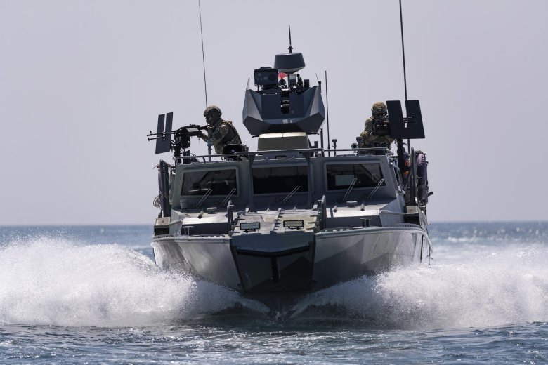Десантный катер бк-16