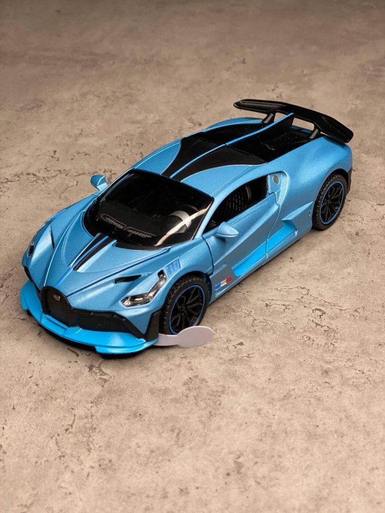 Модель автомобиля bugatti divo 1