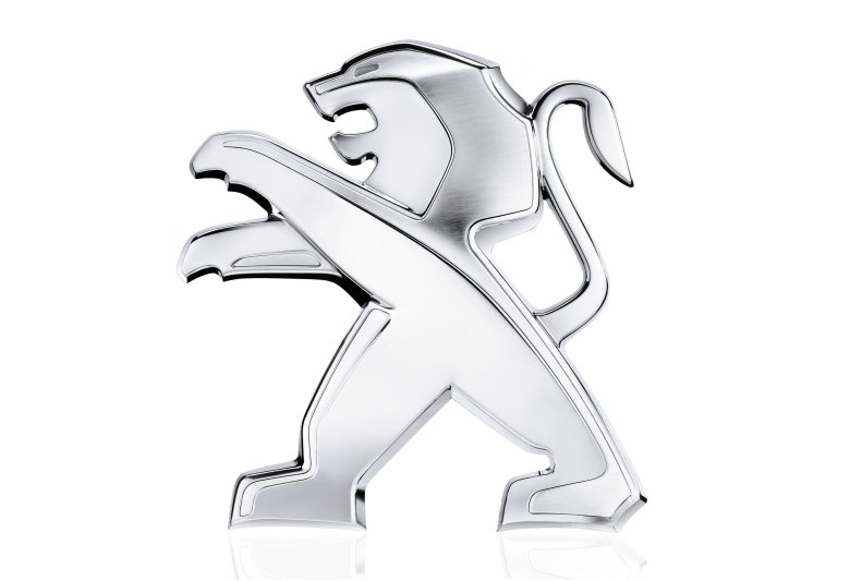 Эмблема пежо 206 на решетку радиатора