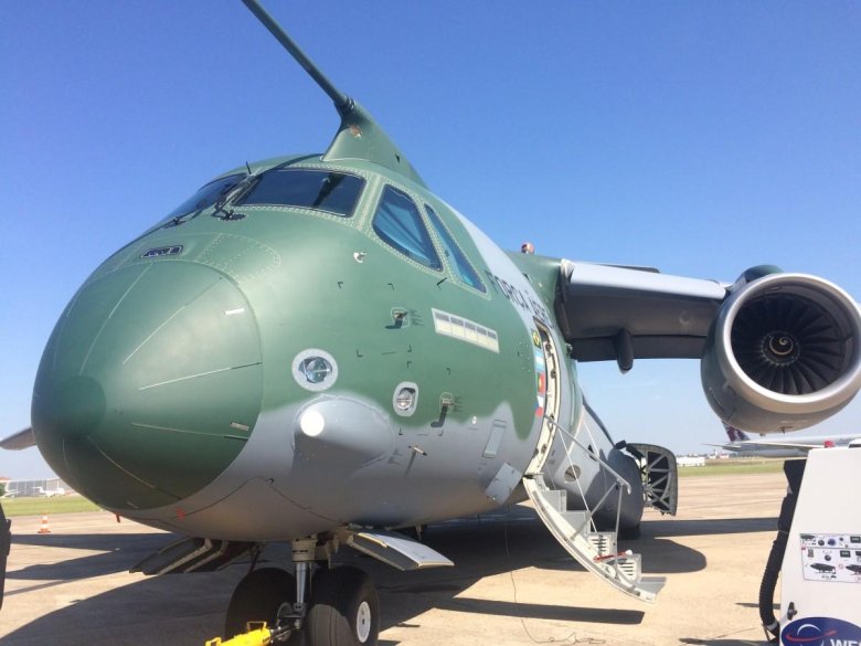 Эмбраер кс-390