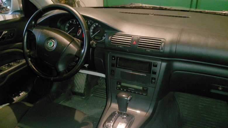 Skoda superb 2001 салон