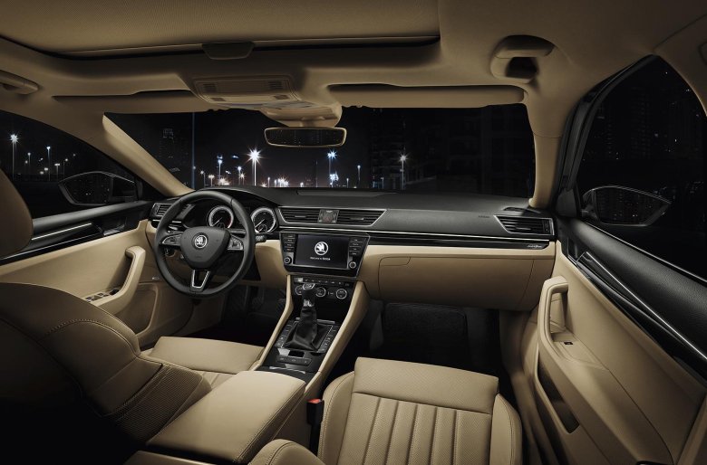 Skoda superb 2017 салон