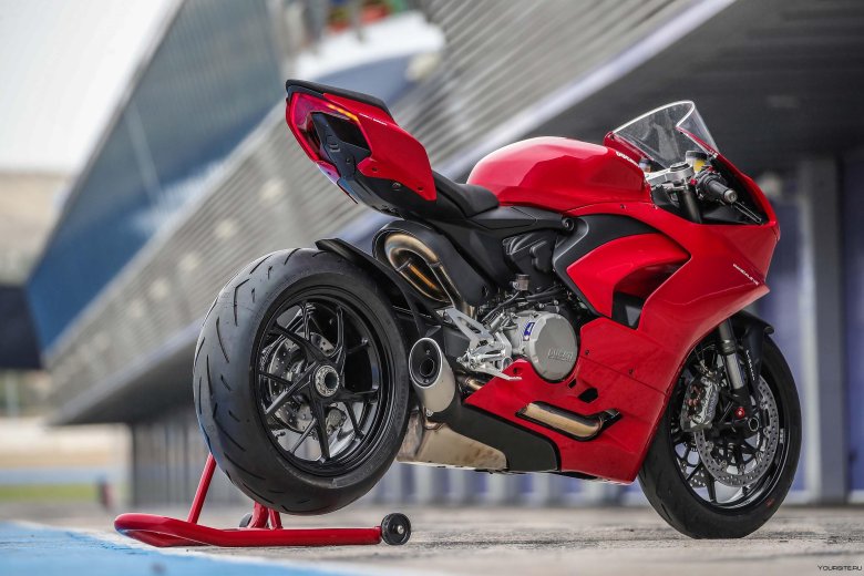 Мотоцикл ducati panigale v2