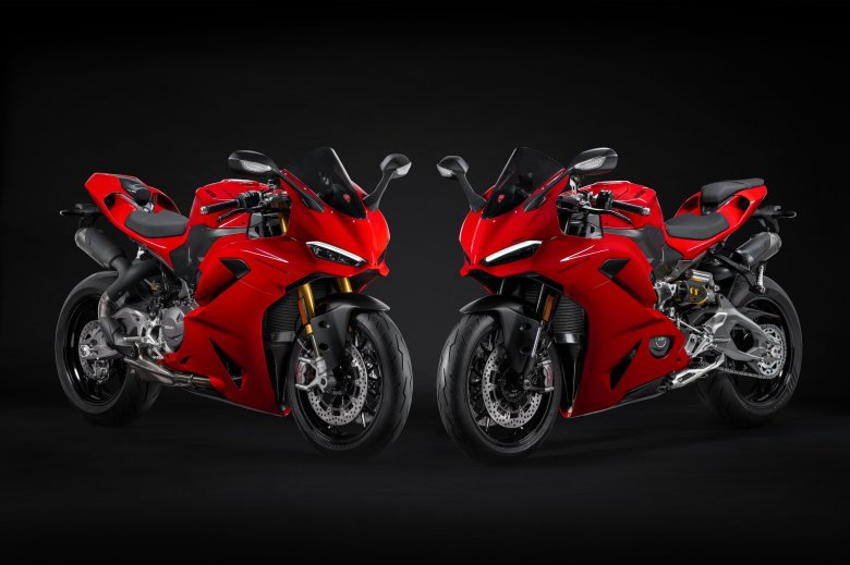 Дукати панигале v4