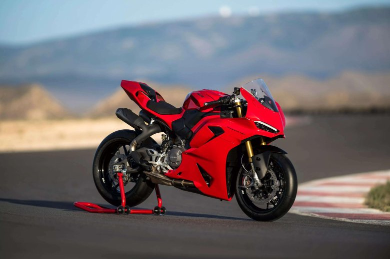Мотоцикл ducati panigale