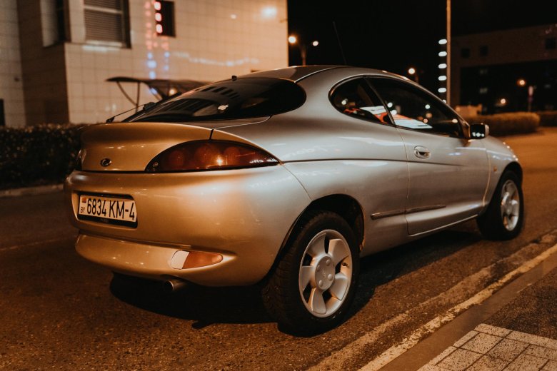 Ford puma 2001