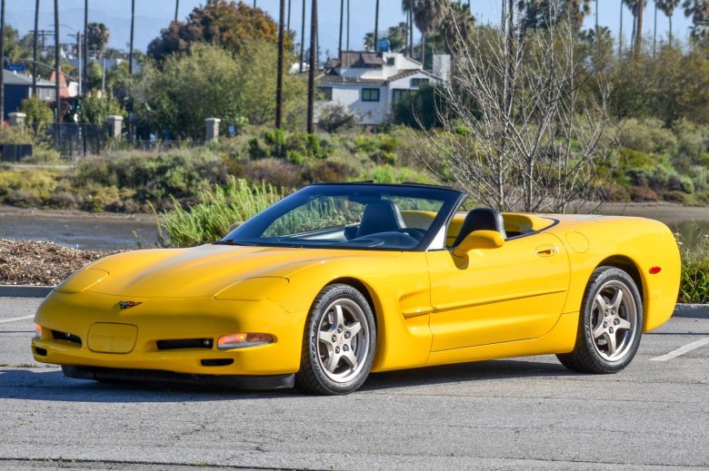 Шевроле корвет 2000