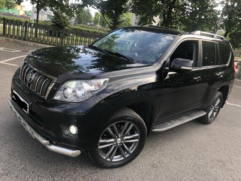 Toyota land cruiser prado 150 черный