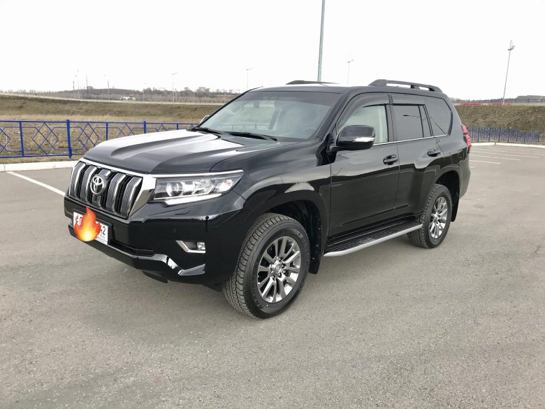 Toyota land cruiser prado 2021 black