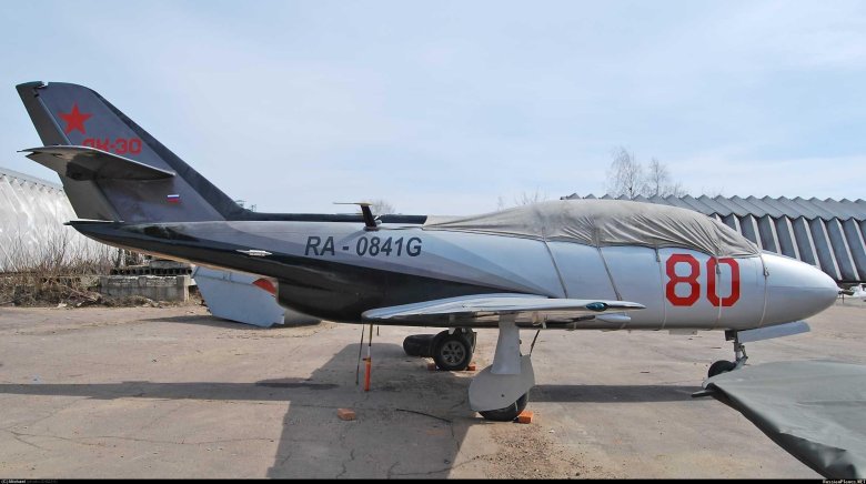 Яковлев як-30