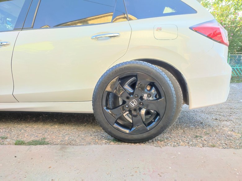 225 55 17 на хонду джейд