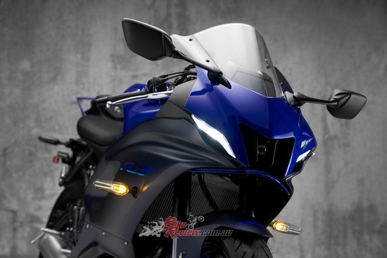 Обои ямаха р3