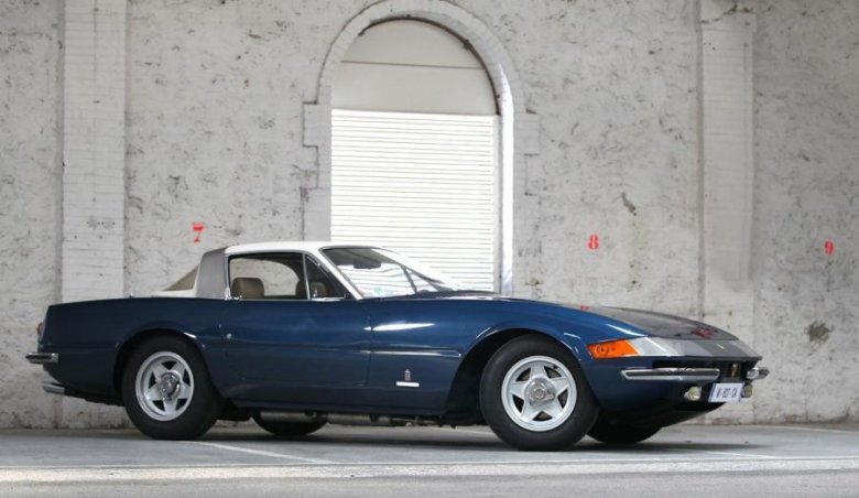 Ferrari 365 gtb4 pininfarina