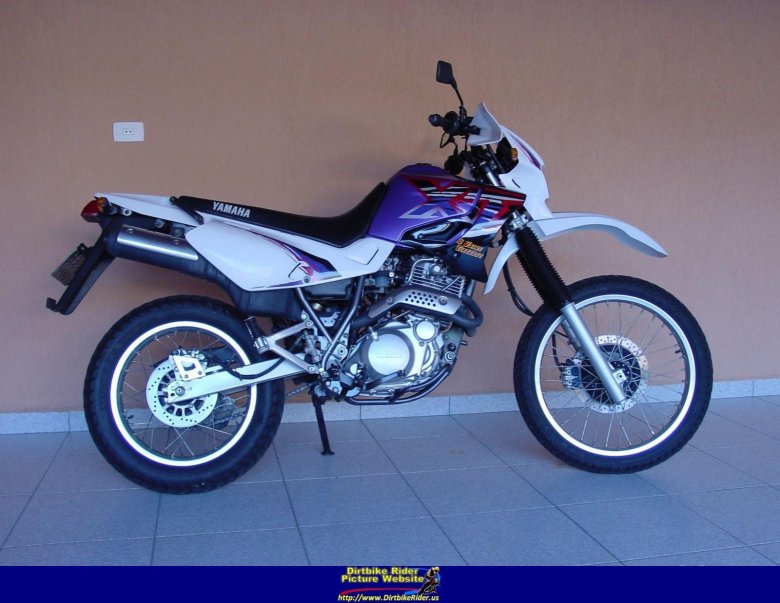 Suzuki dr 650 se