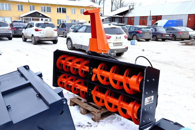 Шнекороторный снегоочиститель