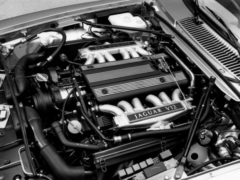 Jaguar xj-s v12