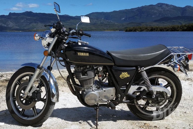 Мотоцикл yamaha sr500