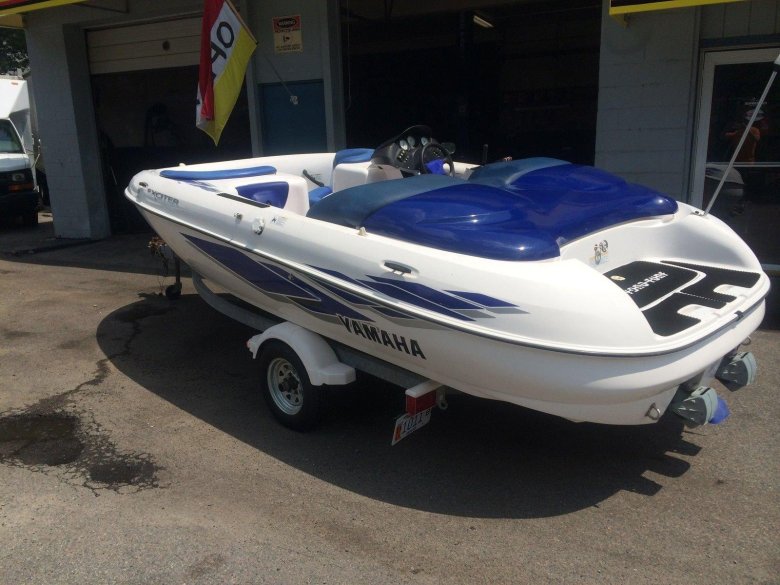 Yamaha exciter катер