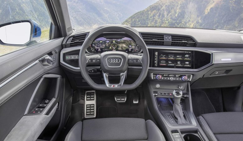 Audi q3 2022 салон