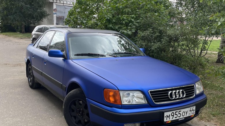 Ауди 100 с4 синяя