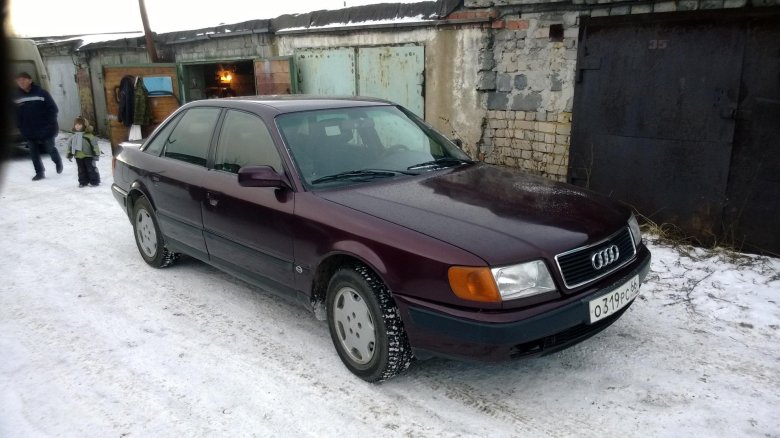 Ауди 100 с4 вишневая