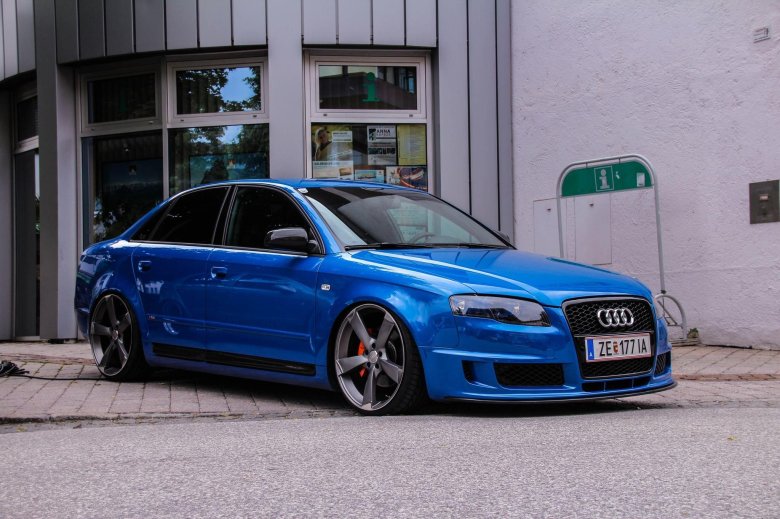 Ауди rs4 b6