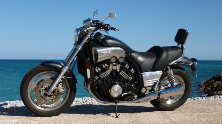 Yamaha v max 1200
