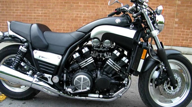 Yamaha v max 1200