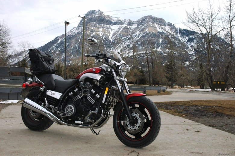 Ямаха вмакс 1200