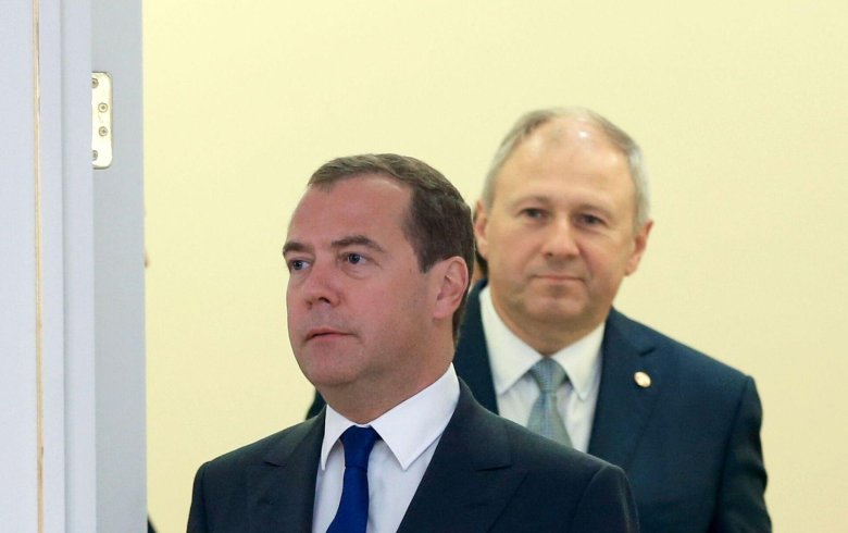 Румас сергей николаевич и медведев