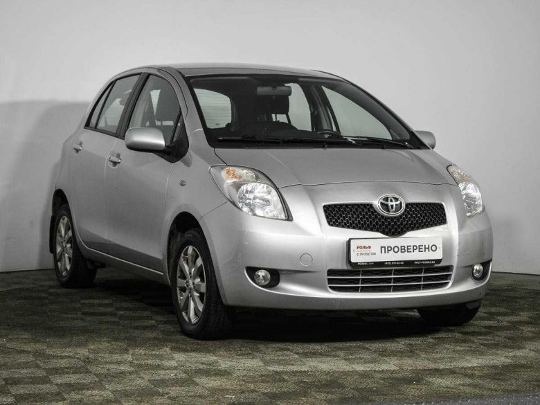 Тойота ярис 2008