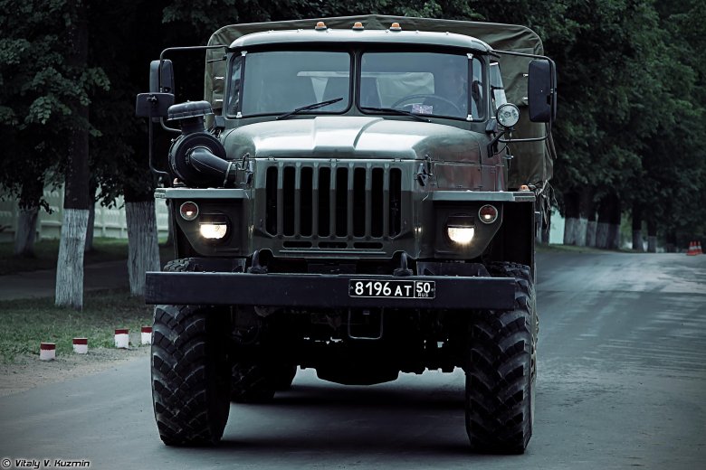 Урал 4320 грузовой автомобиль