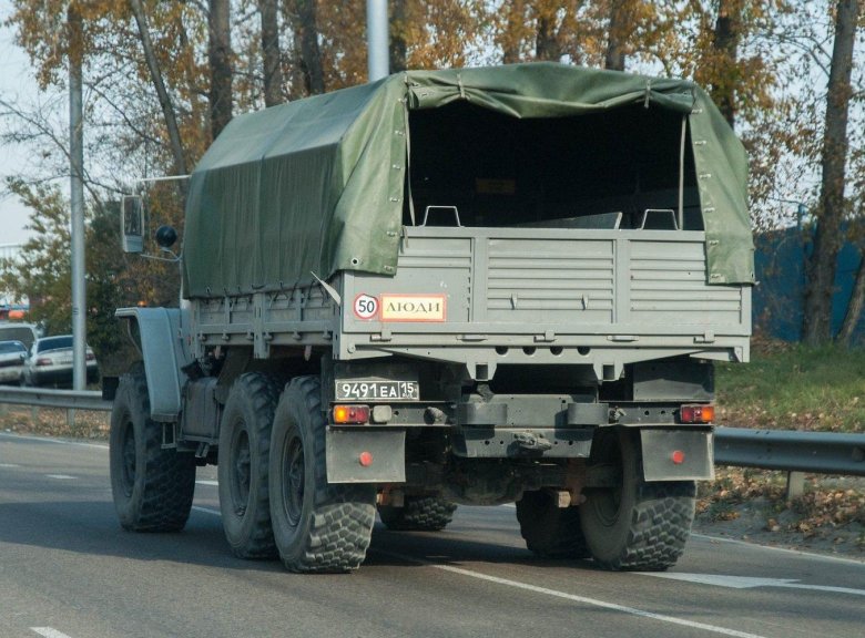 Урал 4320 армейский бортовой