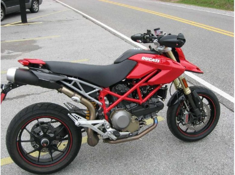Ducati hypermotard 796