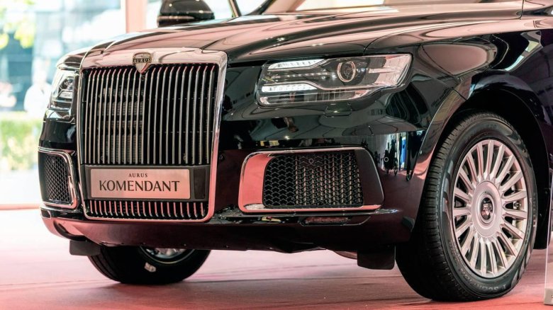 Аурус автомобиль