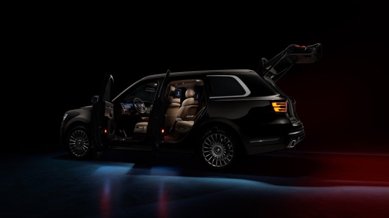 Аурус внедорожник 2022