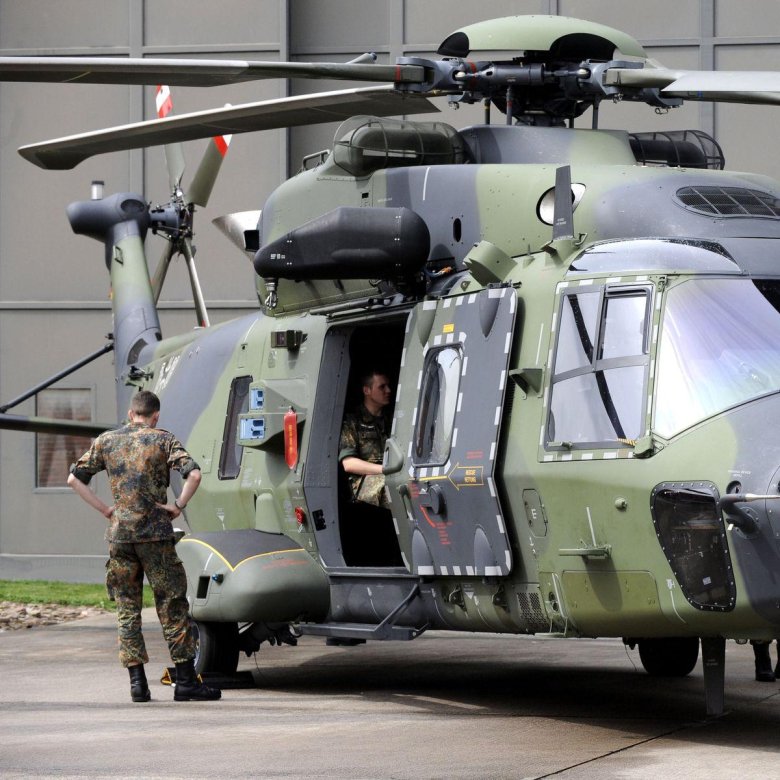 Вертолет военный