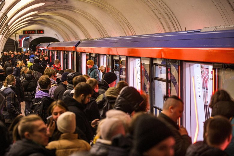 Что произошло в метро сегодня москве